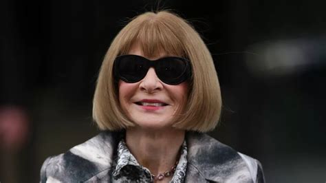 Anna Wintour makes rare public appearance without .